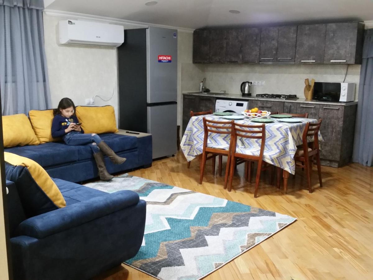 Guest House 15A Kutaisi Exterior foto