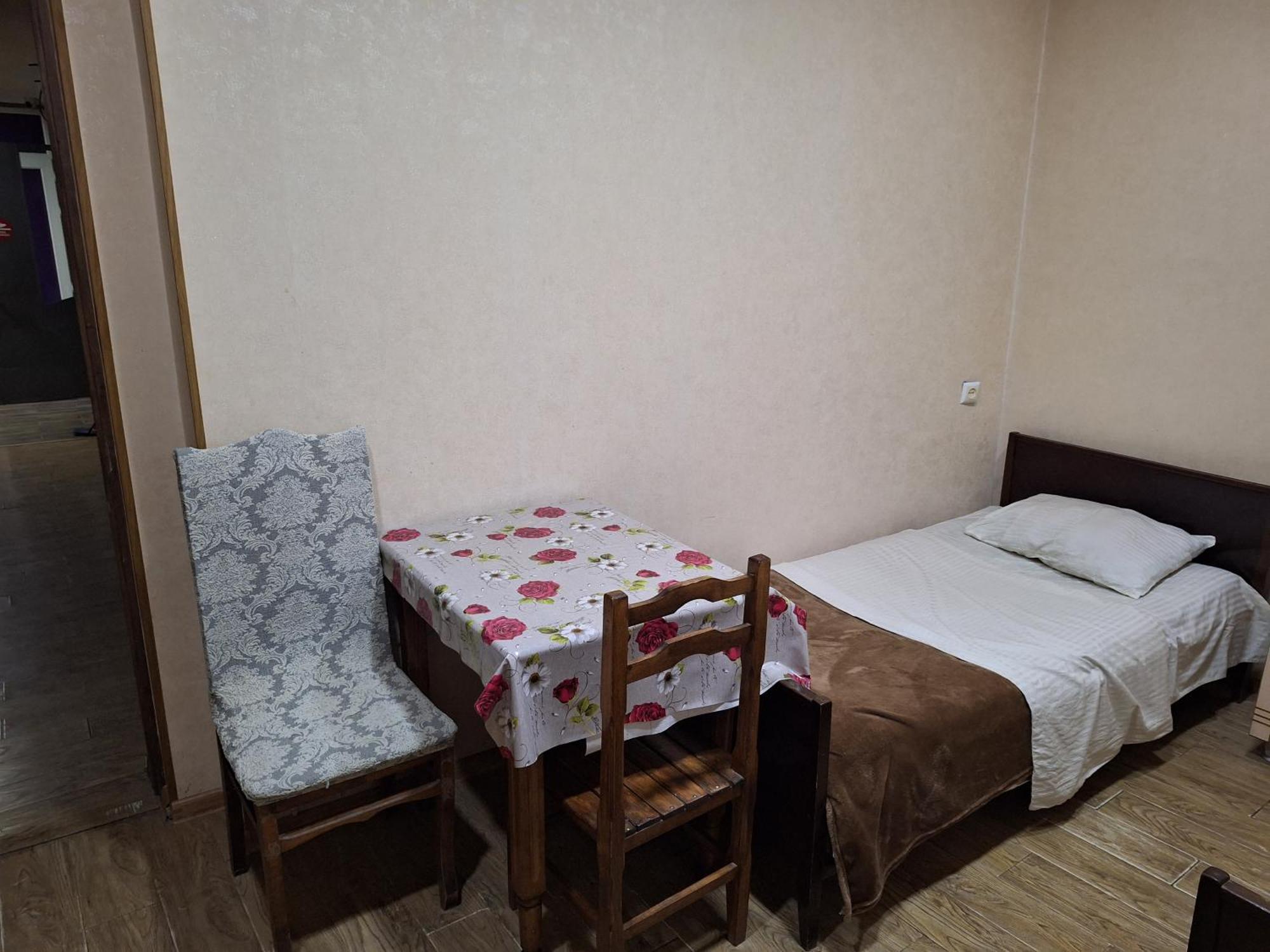 Guest House 15A Kutaisi Exterior foto